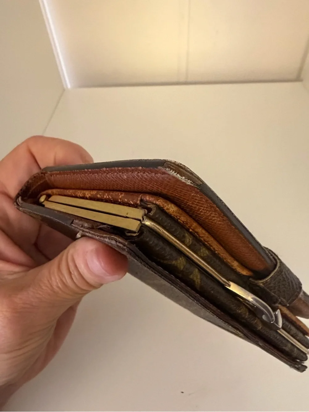 Authentic Louis Vuitton Monogram Portefeuille Viennois Wallet - Picture 7 of 14